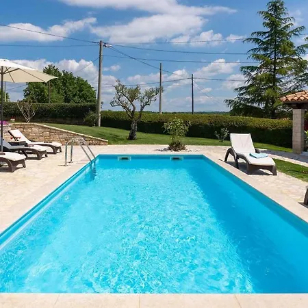 Ferienhaus Danijel *