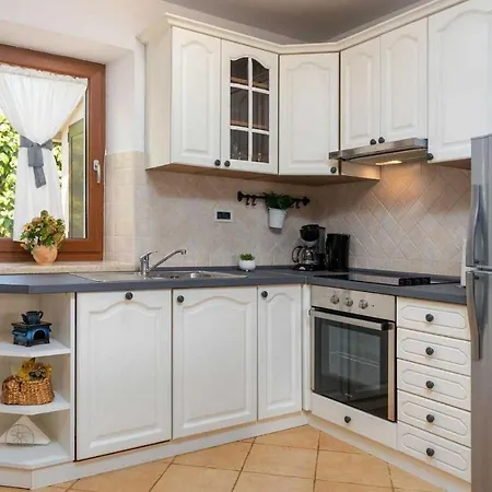 Ferienhaus Danijel Babici